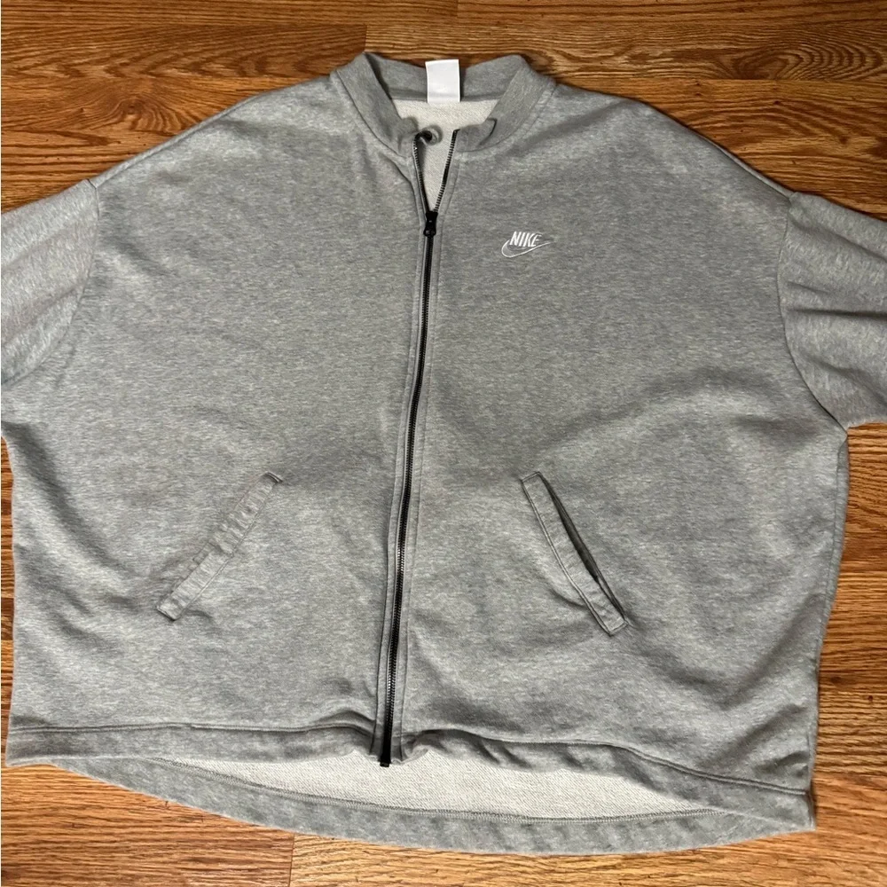 Nike pit 31”